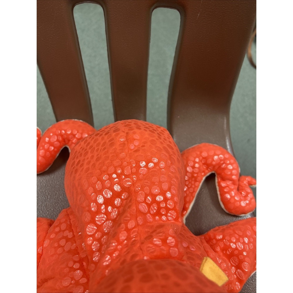 Disney Store "HANK" Octopus (Disney/Pixar - Finding Dory / Nemo) 16" - Picture 6 of 11